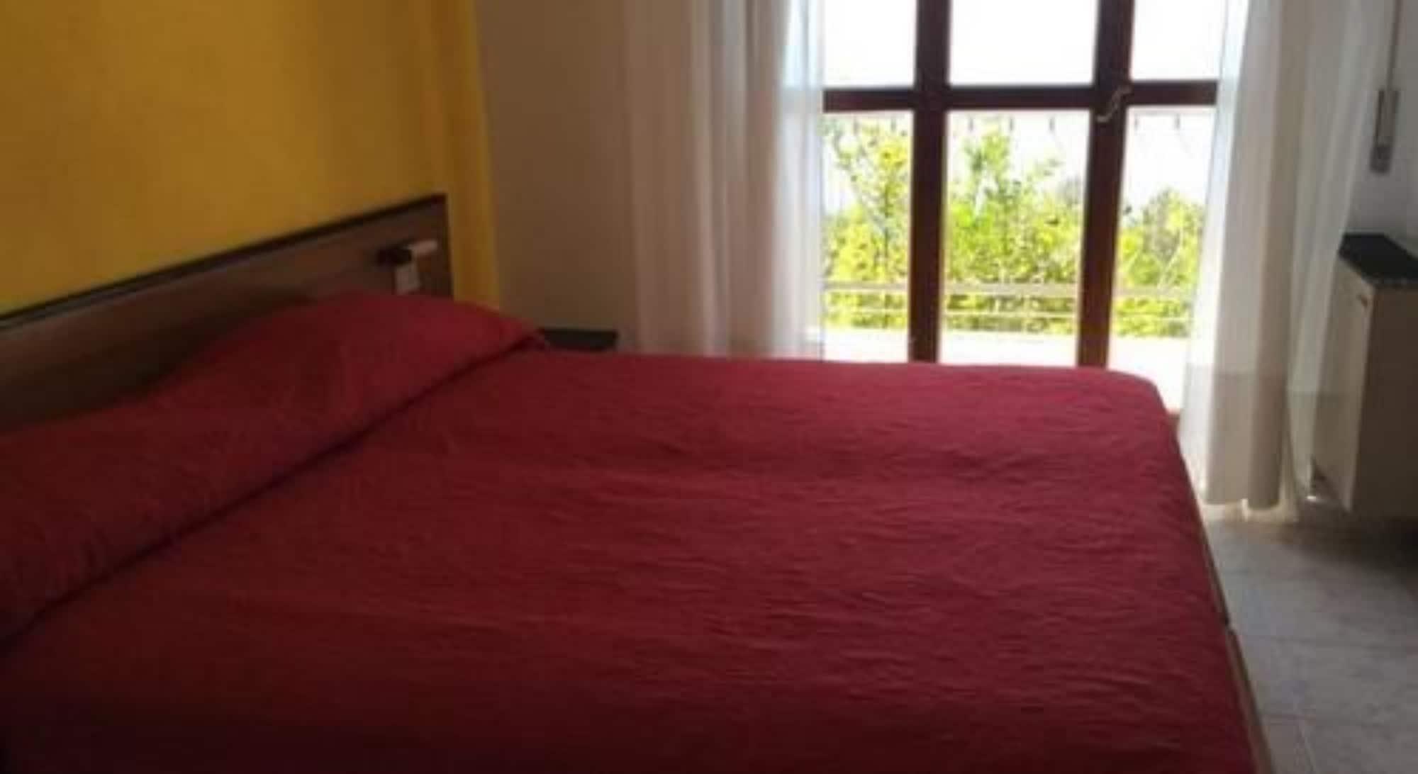 Hotel Due Gemelli ريوماجّوري المظهر الخارجي الصورة
