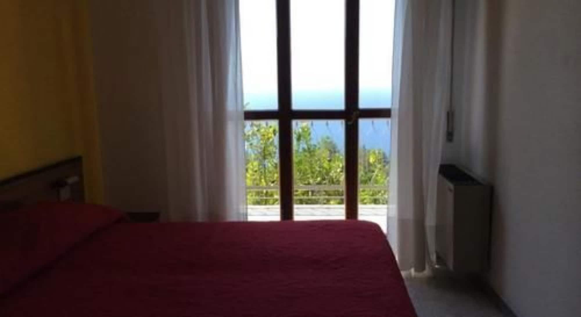 Hotel Due Gemelli ريوماجّوري المظهر الخارجي الصورة
