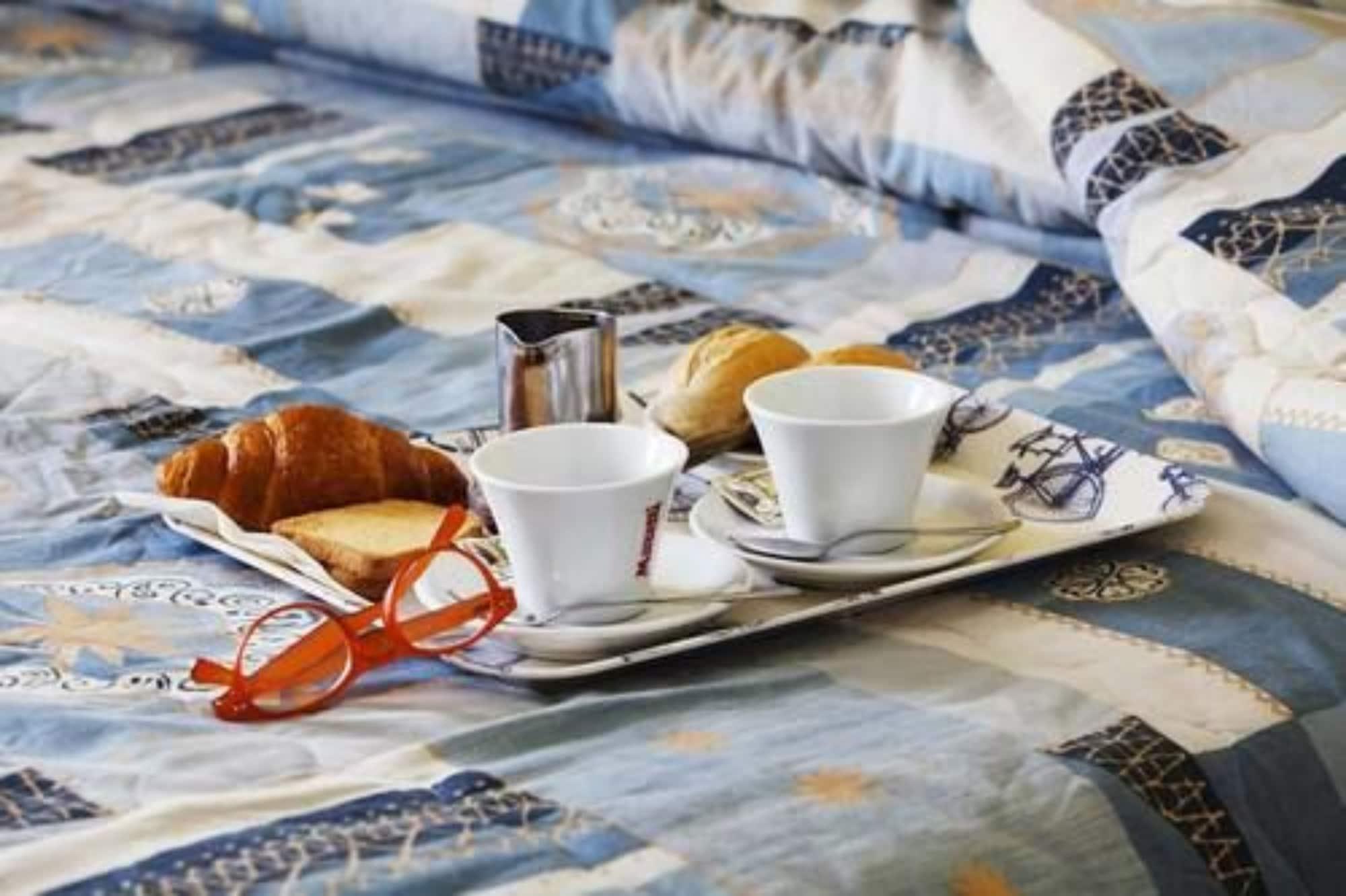 Hotel Due Gemelli ريوماجّوري المظهر الخارجي الصورة