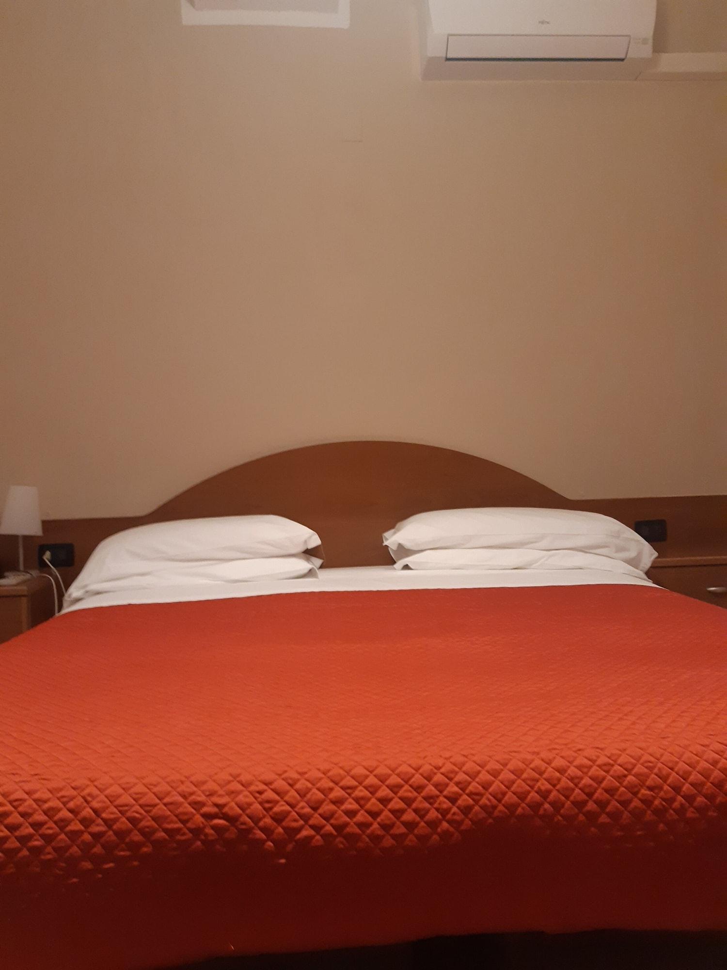 Hotel Due Gemelli ريوماجّوري المظهر الخارجي الصورة