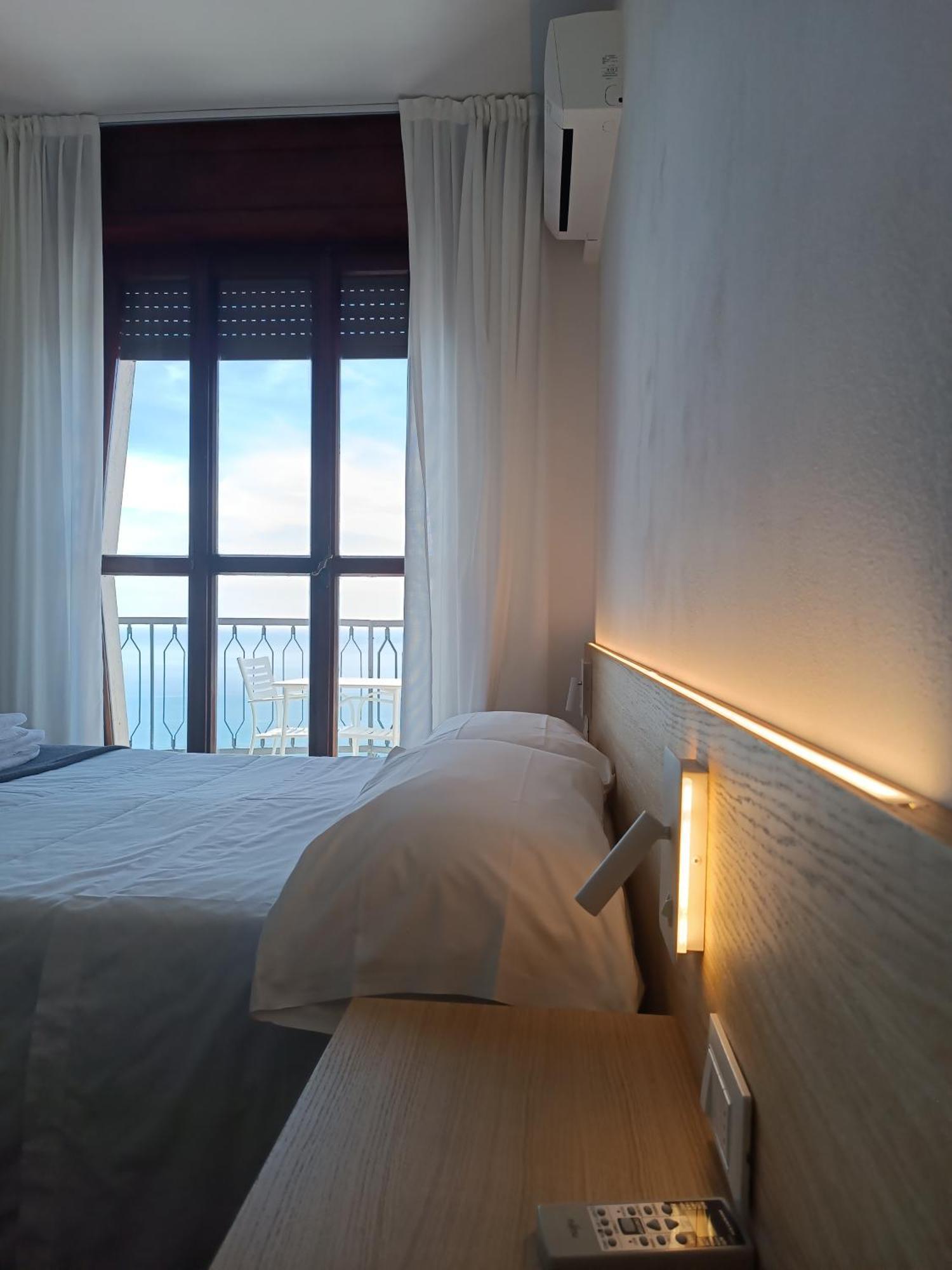 Hotel Due Gemelli ريوماجّوري المظهر الخارجي الصورة