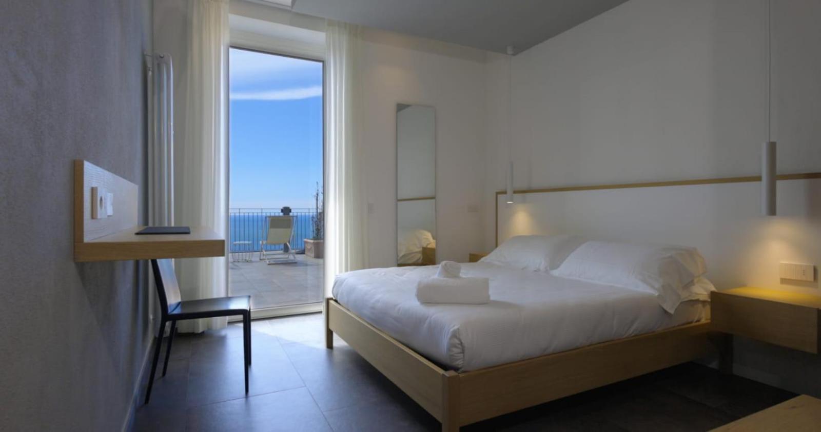 Hotel Due Gemelli ريوماجّوري المظهر الخارجي الصورة